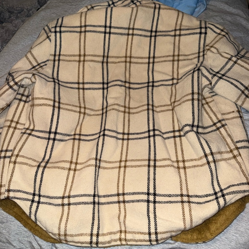 Plaid Jacket with Dual Chest Pockets - Picture 4 of 4